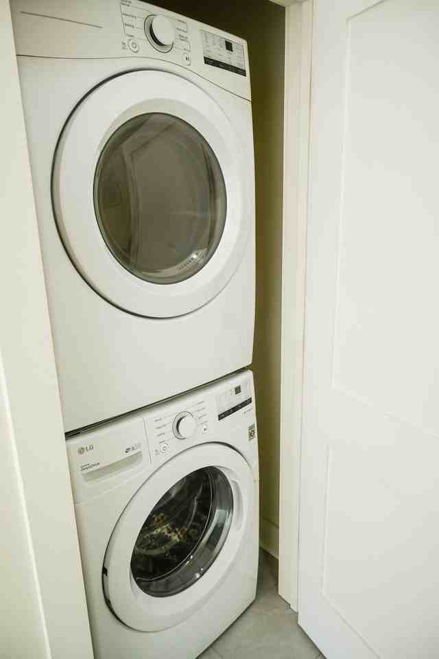 Delmas Real Estate LLC - Photo 5 of 14