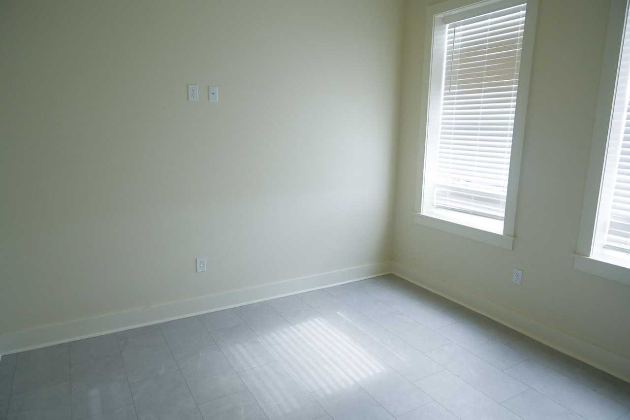 Delmas Real Estate LLC - Photo 6 of 14