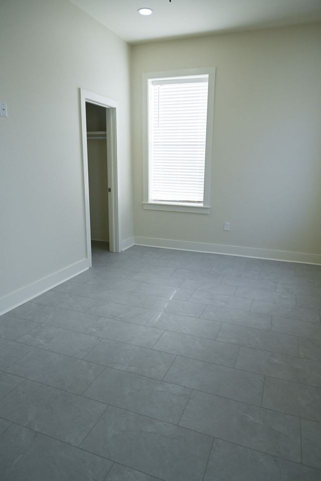 Delmas Real Estate LLC - Photo 7 of 14