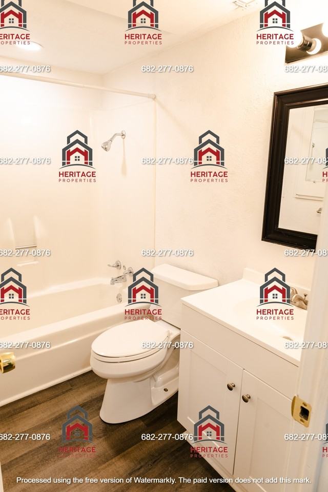 91 Runaway Bay Dr #127 - Photo 4 of 18