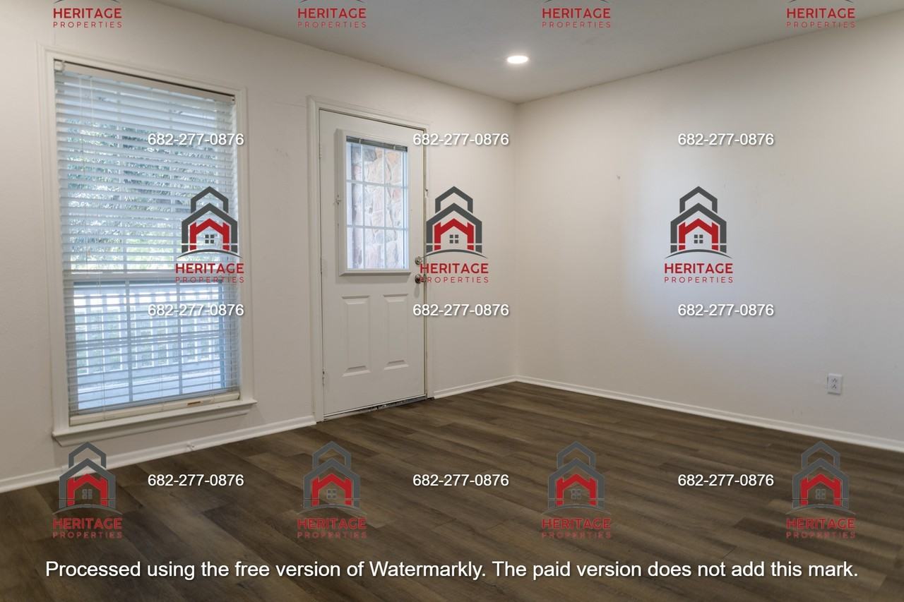 91 Runaway Bay Dr #127 - Photo 5 of 18