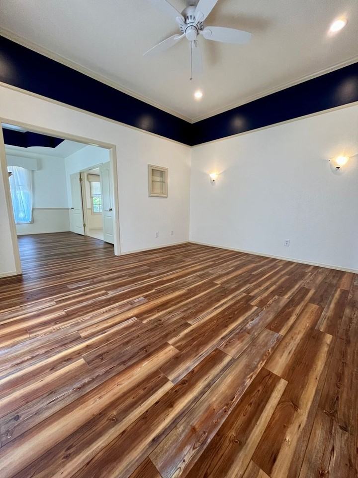 2057 San Gabriel Ave - Photo 5 of 33