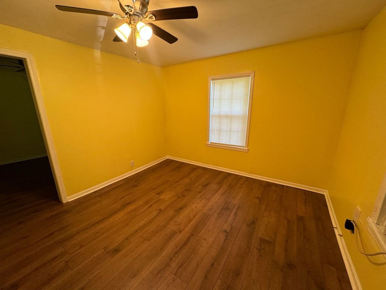 5 Queen St Sw - Photo 3 of 10