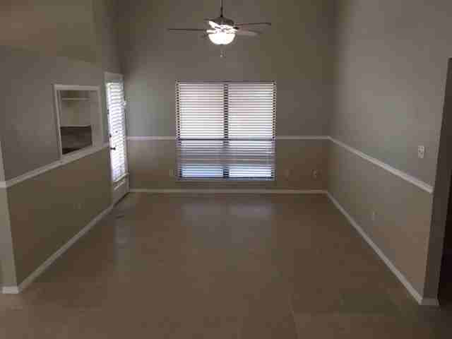 1605 Cezanne Cir - Photo 3 of 13