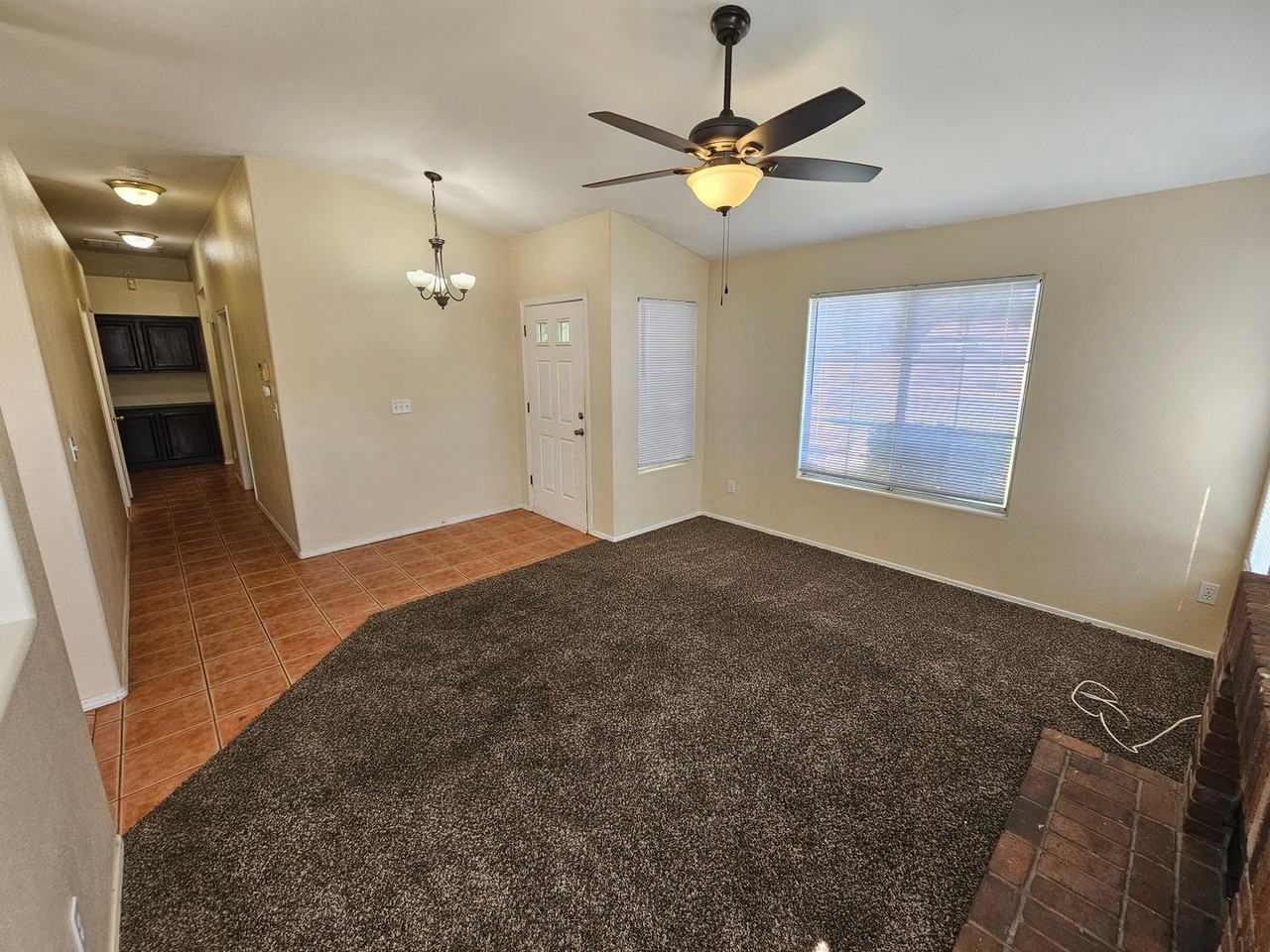 8703 Kayak Dr - Photo 2 of 9