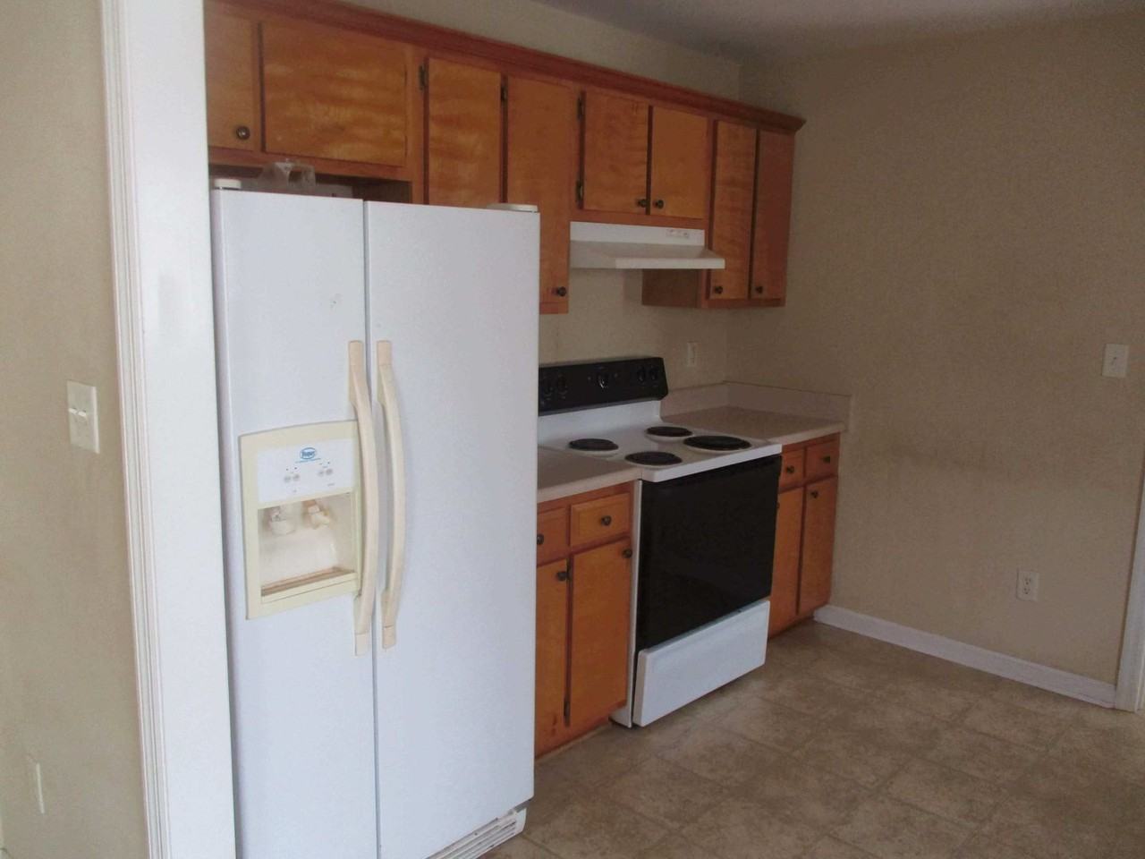 112 Dru Ct - Photo 2 of 4
