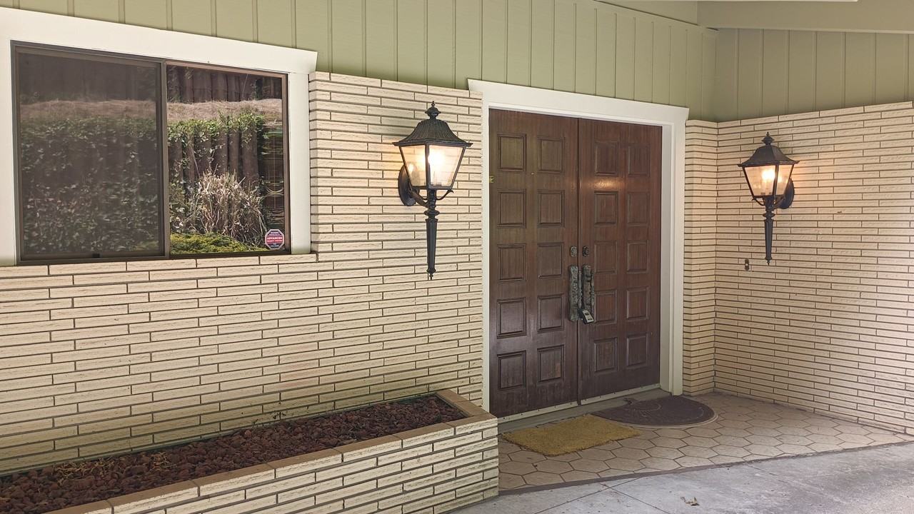 3500 Hadley Pl - Photo 2 of 50