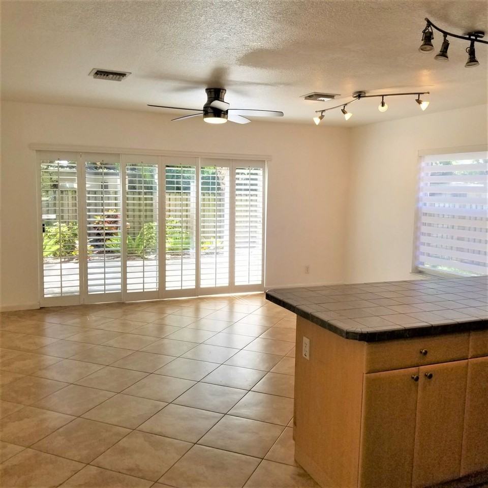 3221 Sw 15th Ave - Photo 4 of 24