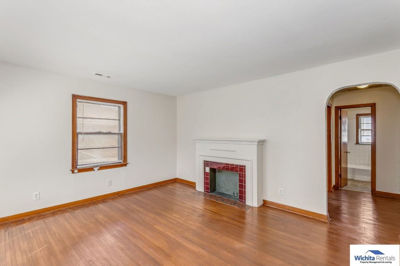 4718 Arbor St - Photo 2 of 13