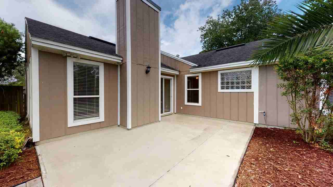 14089 Lumberton Falls Dr - Photo 2 of 31