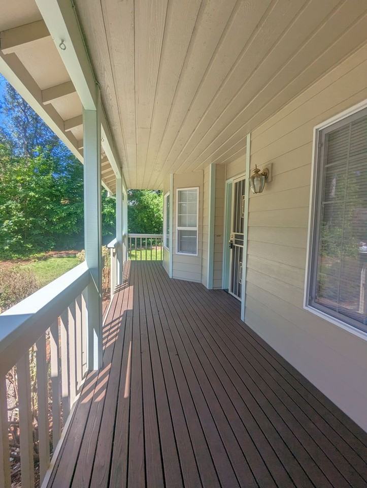 4000 Nw Flintwood Ct - Photo 3 of 43
