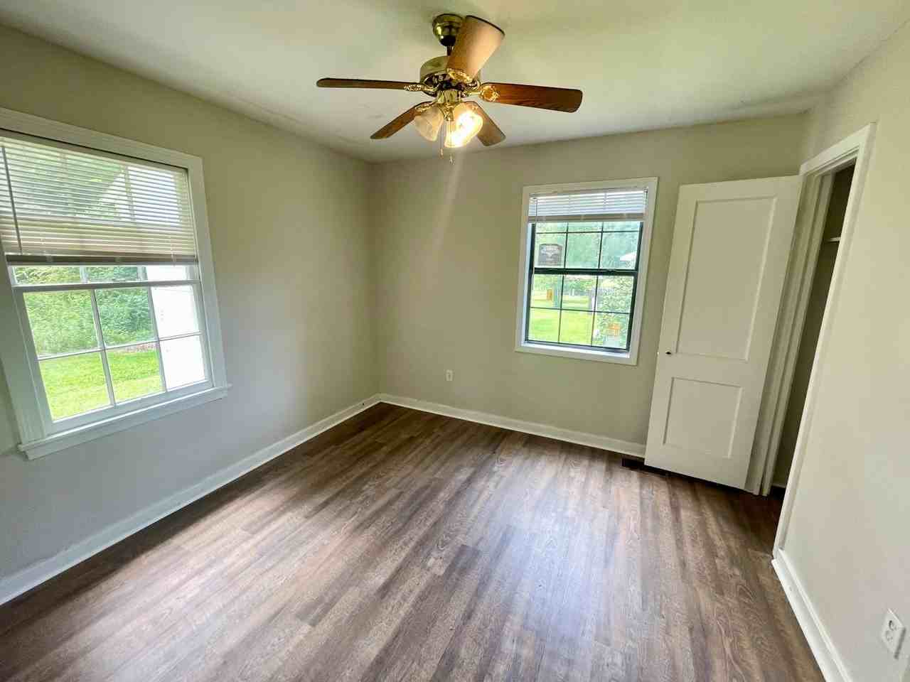 117 Nell Dr - Photo 7 of 11