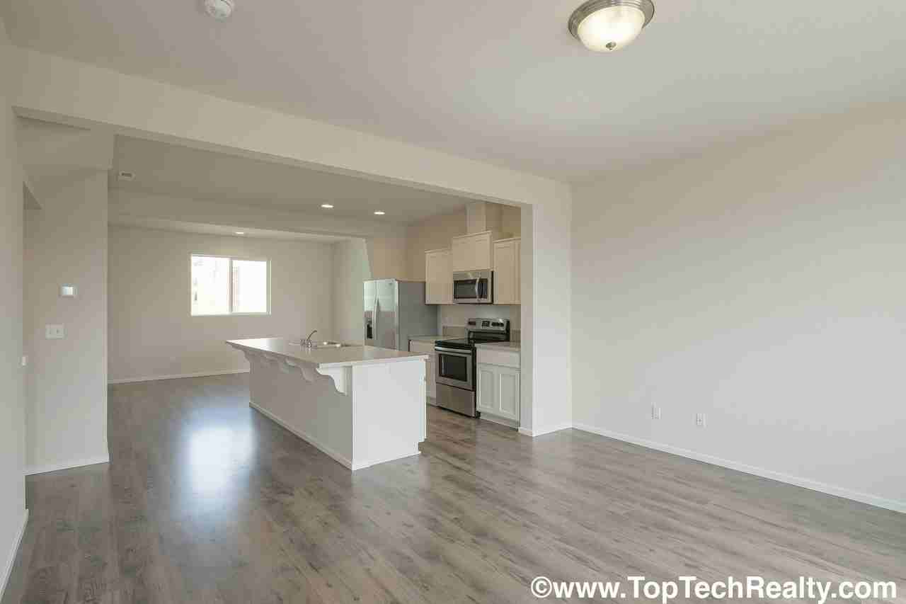 7777 Nw Spirea St - Photo 6 of 25