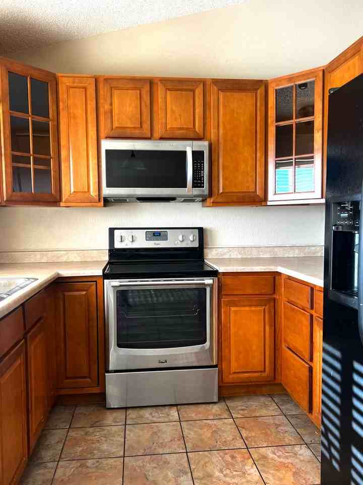 4475 Ramblewood Dr - Photo 6 of 19