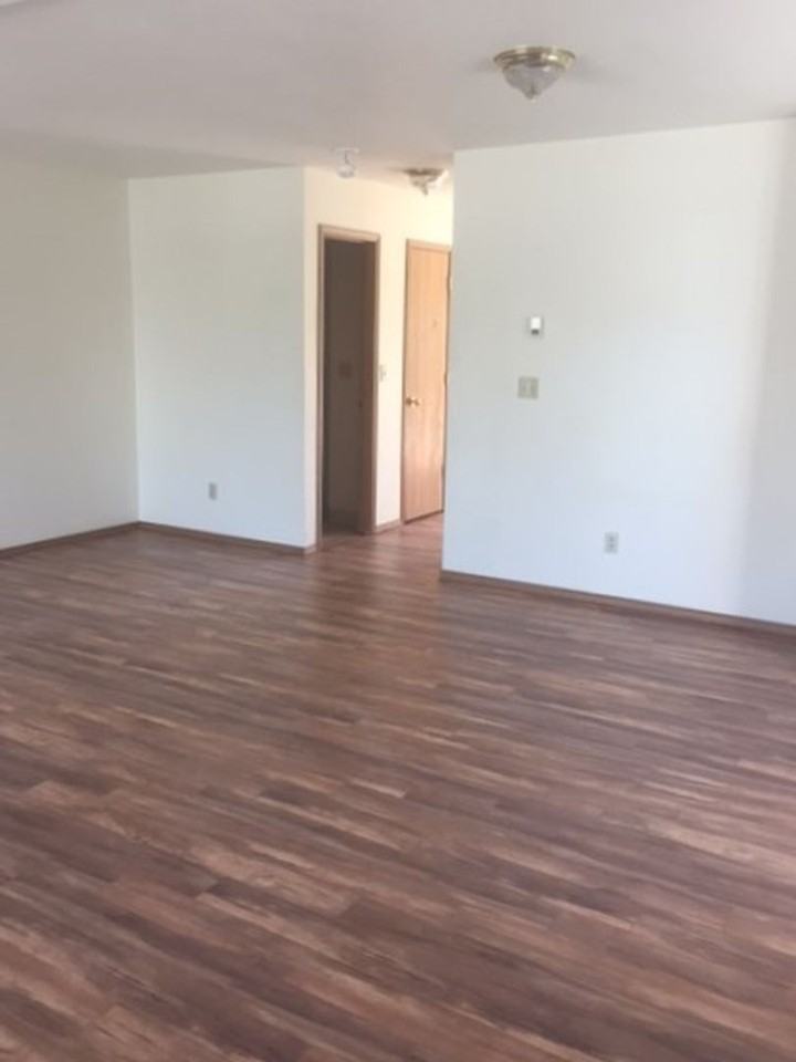1731 W Kagy Blvd - Photo 4 of 15