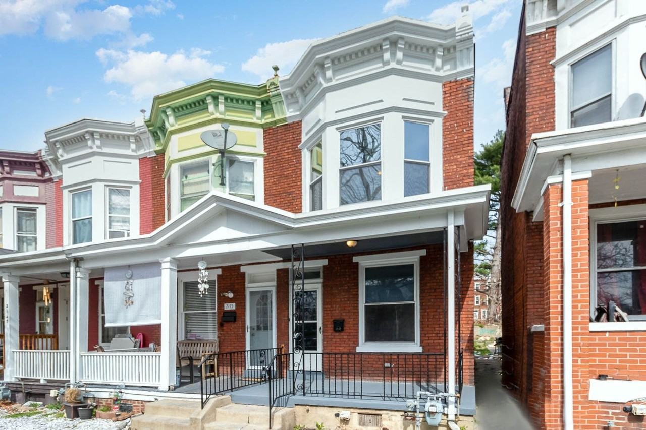 2143 Logan St - Photo 2 of 22