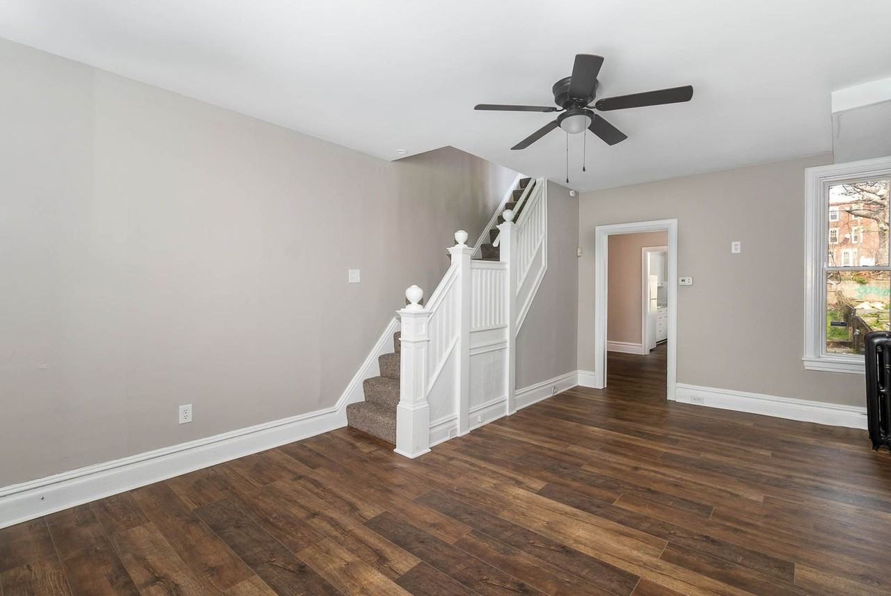 2143 Logan St - Photo 4 of 22