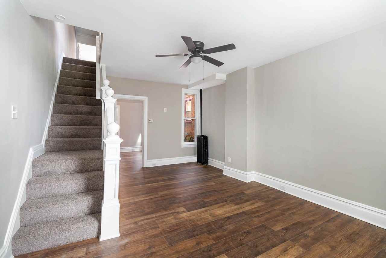 2143 Logan St - Photo 5 of 22