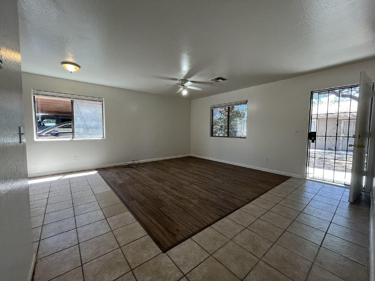 10014 N 7th Ave - Photo 4 of 14