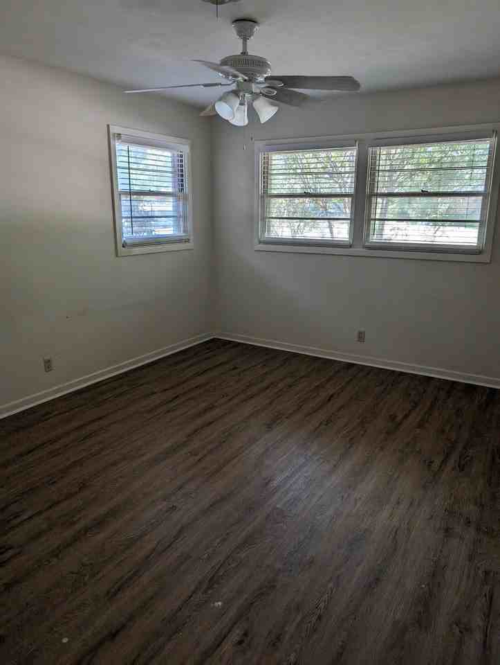 3712 47th St #NA - Photo 7 of 9