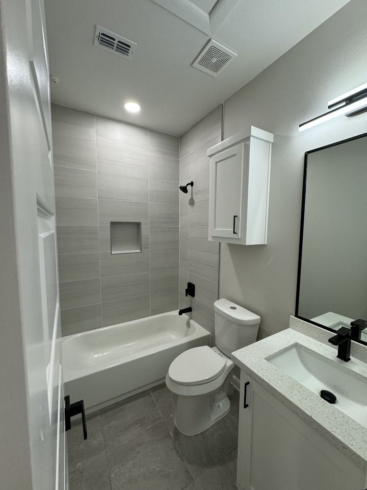 3524 S Dominique Dr #3 - Photo 5 of 17