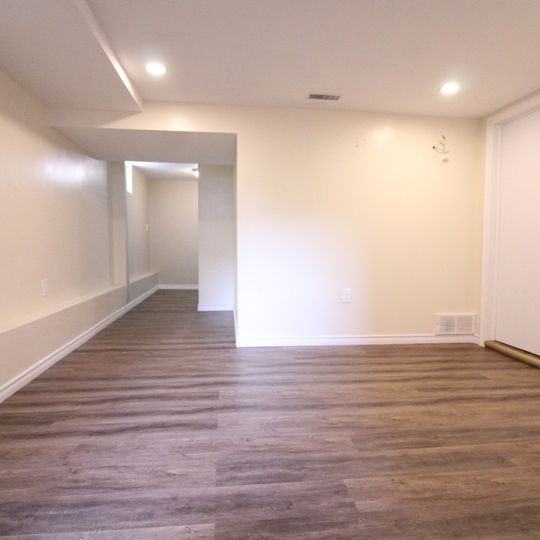 39 - 39 Empress Ave - Photo 2 of 8