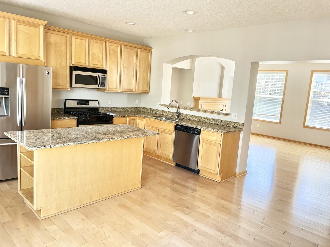 11257 Preswick Blvd #TH - Photo 6 of 17