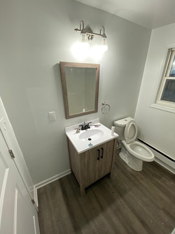 825 Reece Rd - Photo 5 of 11