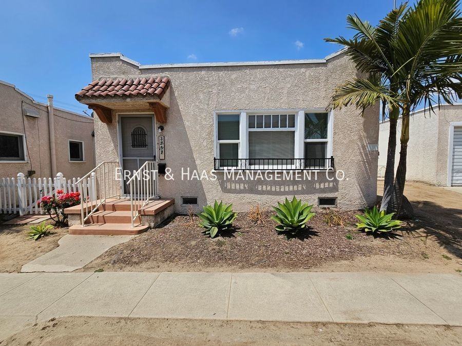 3757 E 14th St - Photo 2 of 16