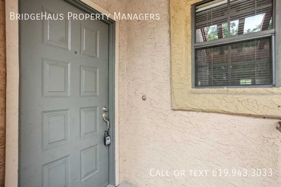 12063 Alta Carmel Ct #162 - Photo 4 of 38