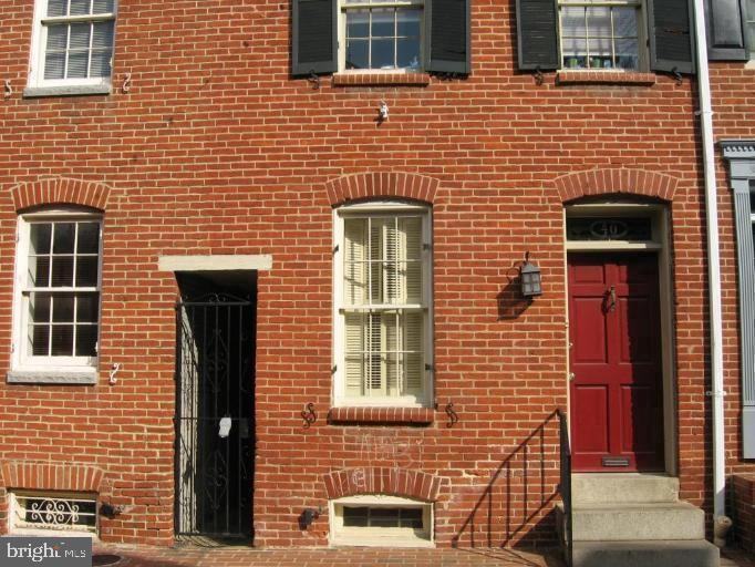 40 E Hamburg St #1 - Photo 3 of 6