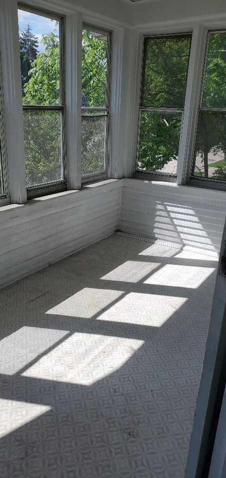 538 S 70th St - Photo 3 of 10