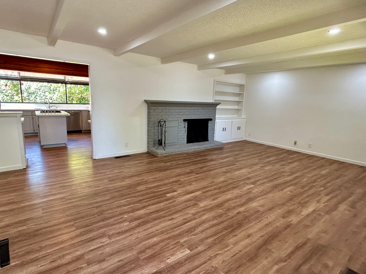 1819 Spring Mountain Ct - Photo 3 of 27