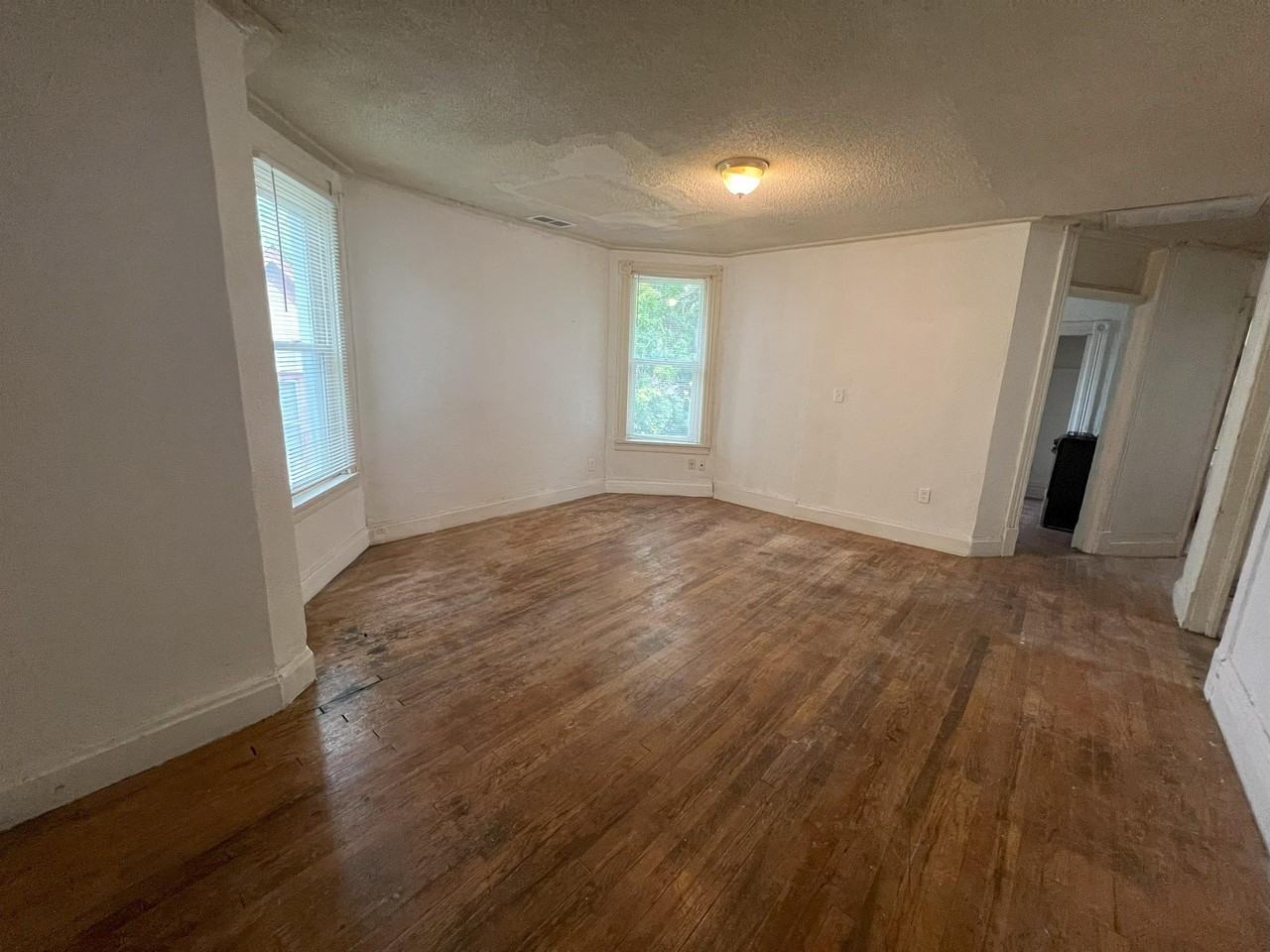 1523 North 22nd Avenue #2 - Photo 4 of 8