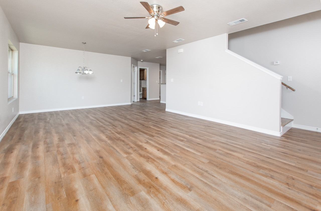 2542 Leroy Ln #A - Photo 3 of 19