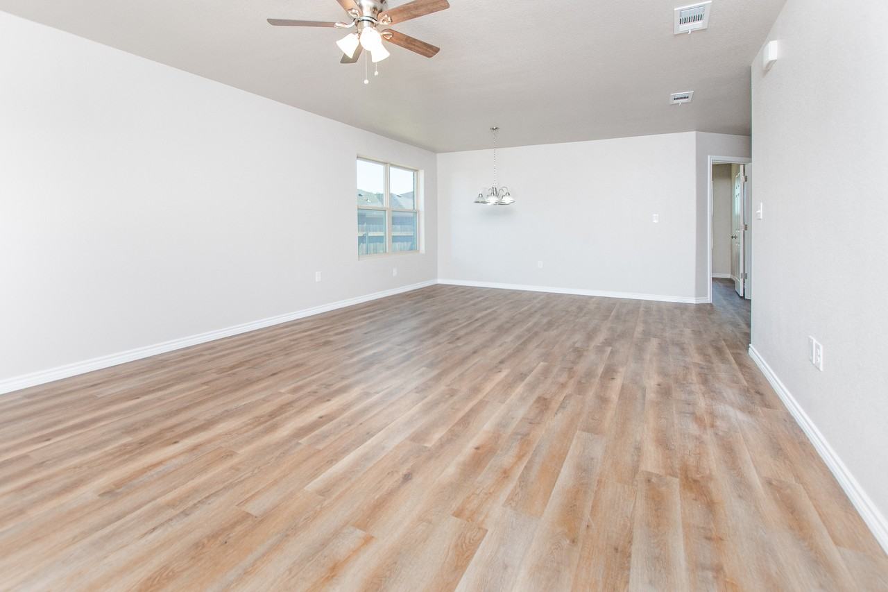 2542 Leroy Ln #A - Photo 4 of 19