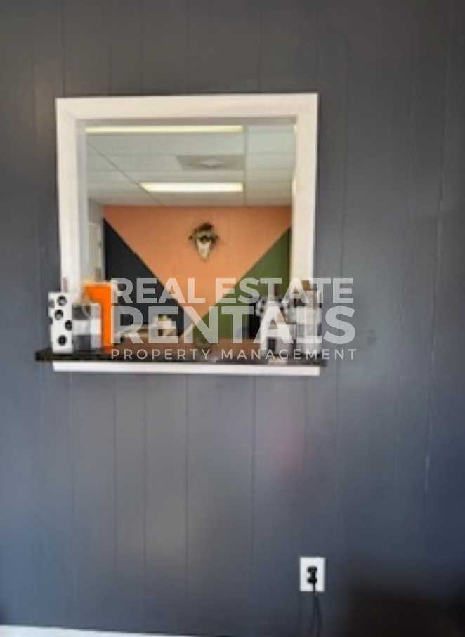 121 North 3rd Street #1 - Photo 7 of 7