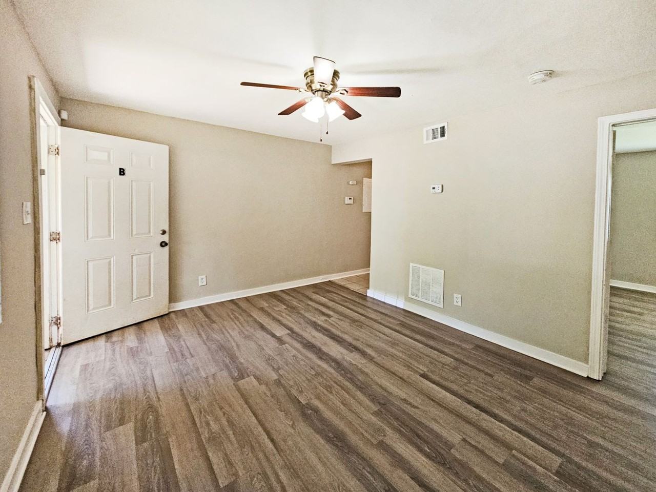 82 Haygood Ave Se - Photo 6 of 25