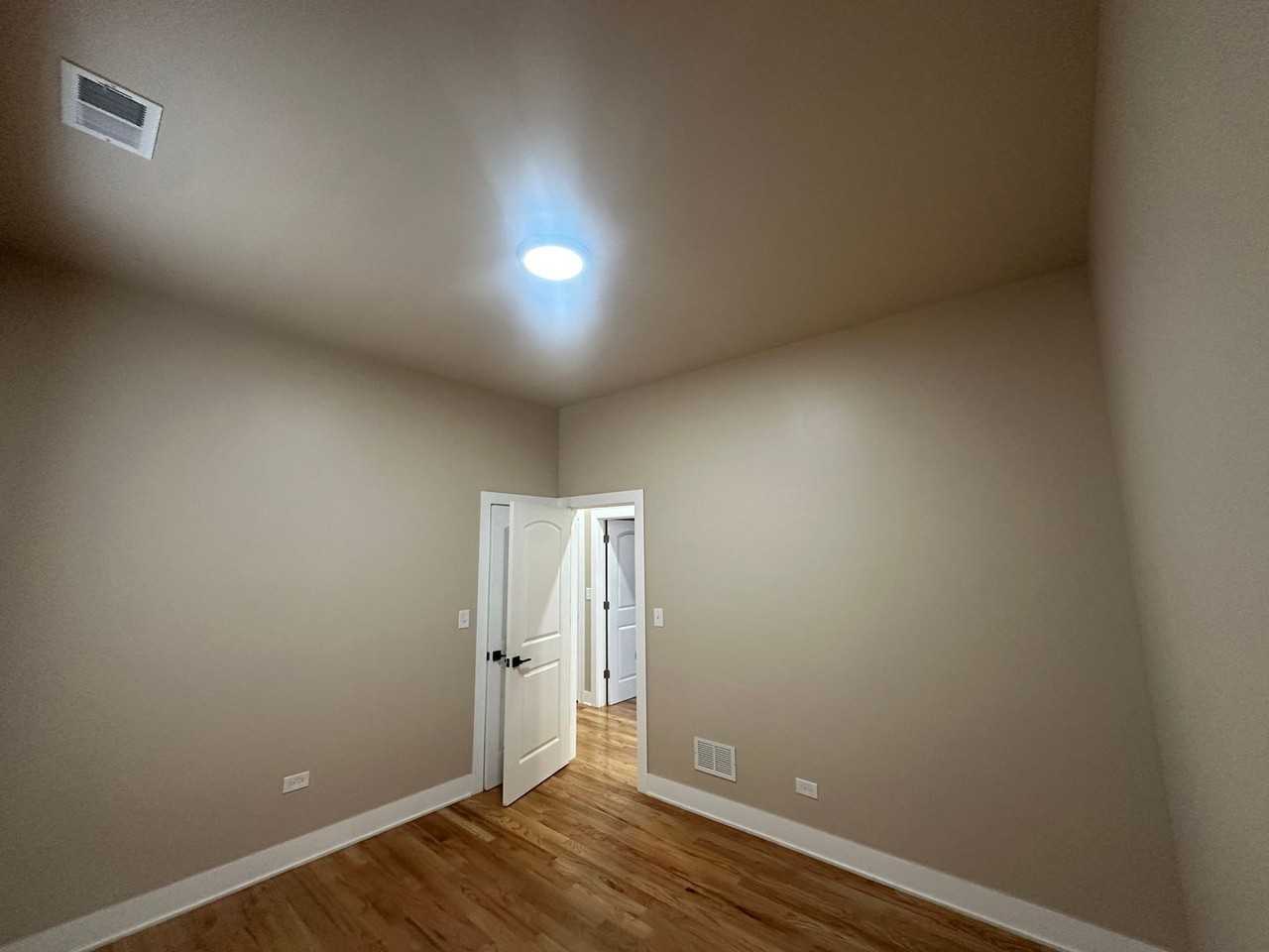 Elizabeth Apartments LLC - Photo 6 of 50