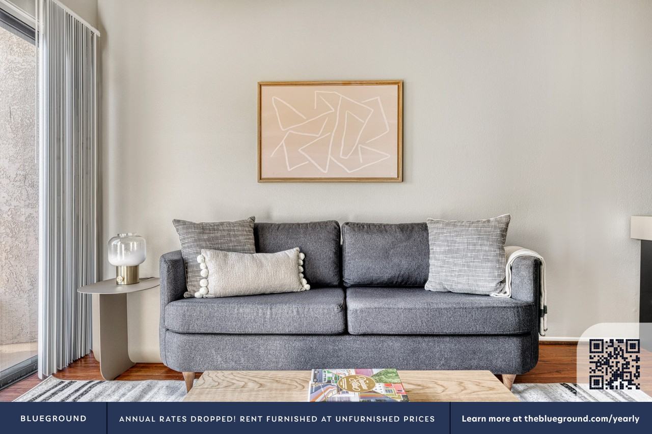 11251 Morrison St #591 - Photo 4 of 34