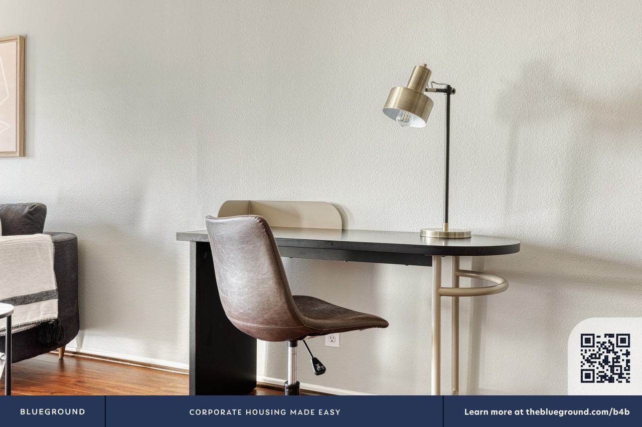 11251 Morrison St #591 - Photo 6 of 34