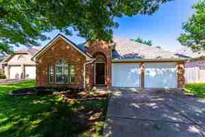 featured image of 7414 W Magic Mountain Ln