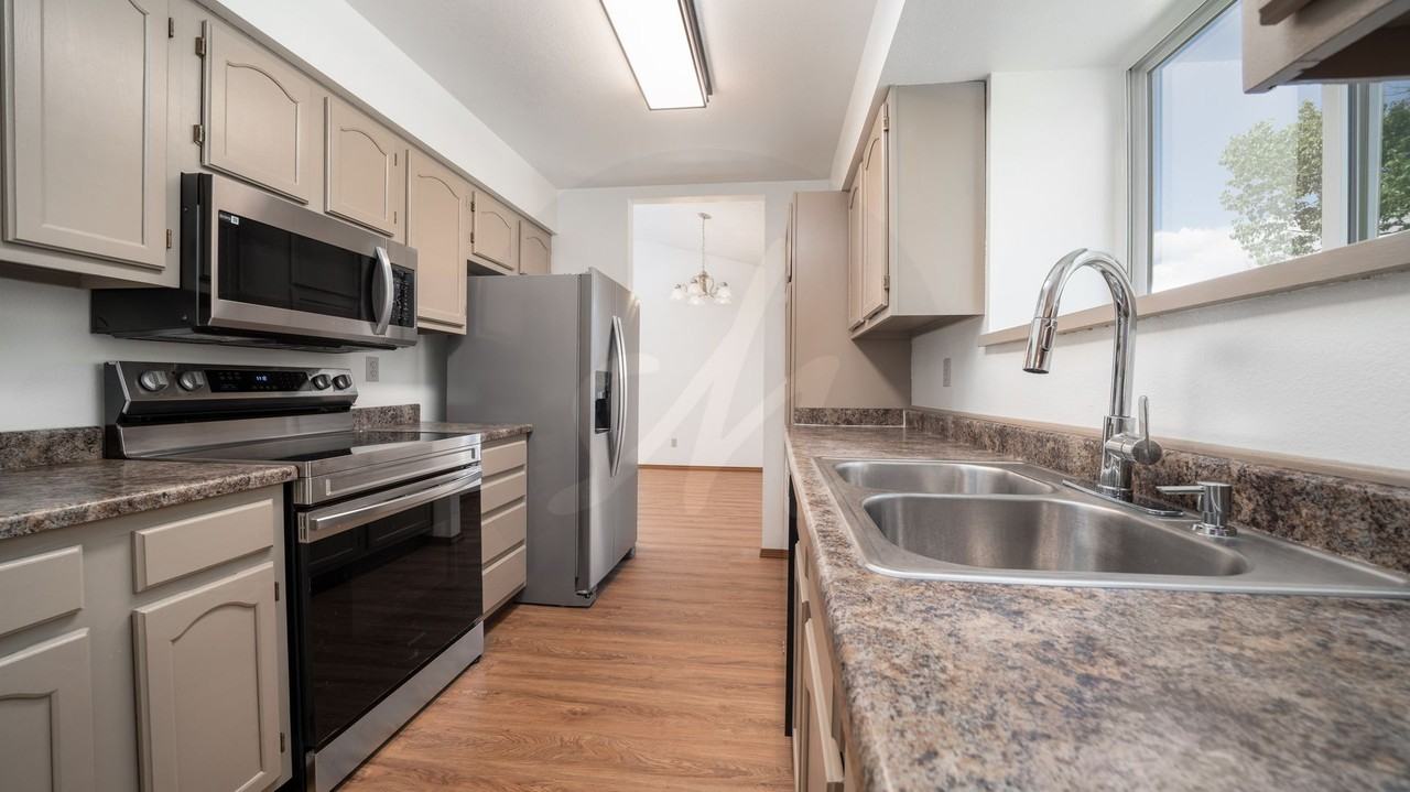 4620 Bohart Pl - Photo 6 of 22