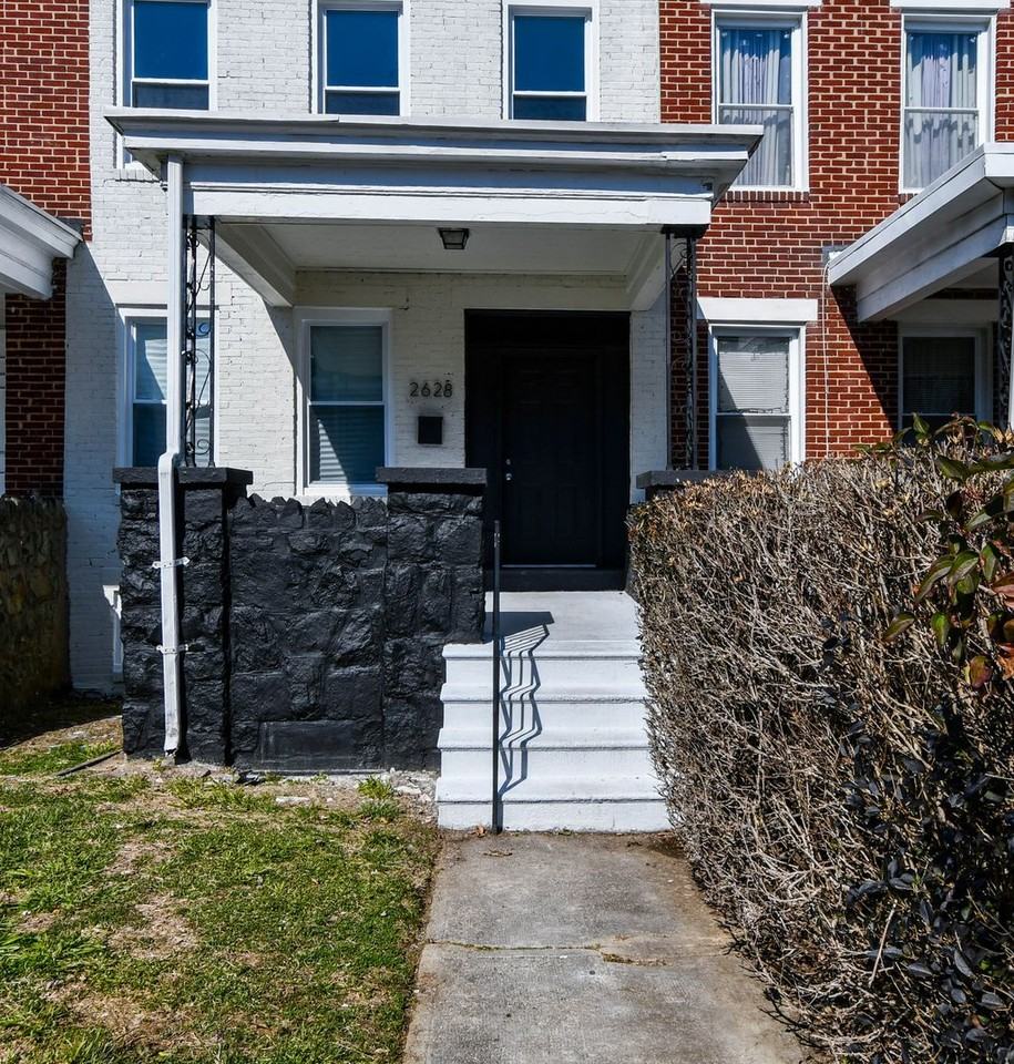 2628 Park Heights Ter - Photo 3 of 49
