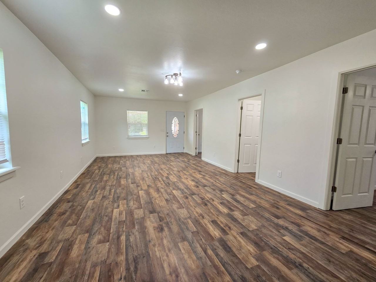 418 N Shawnee Ave - Photo 5 of 30