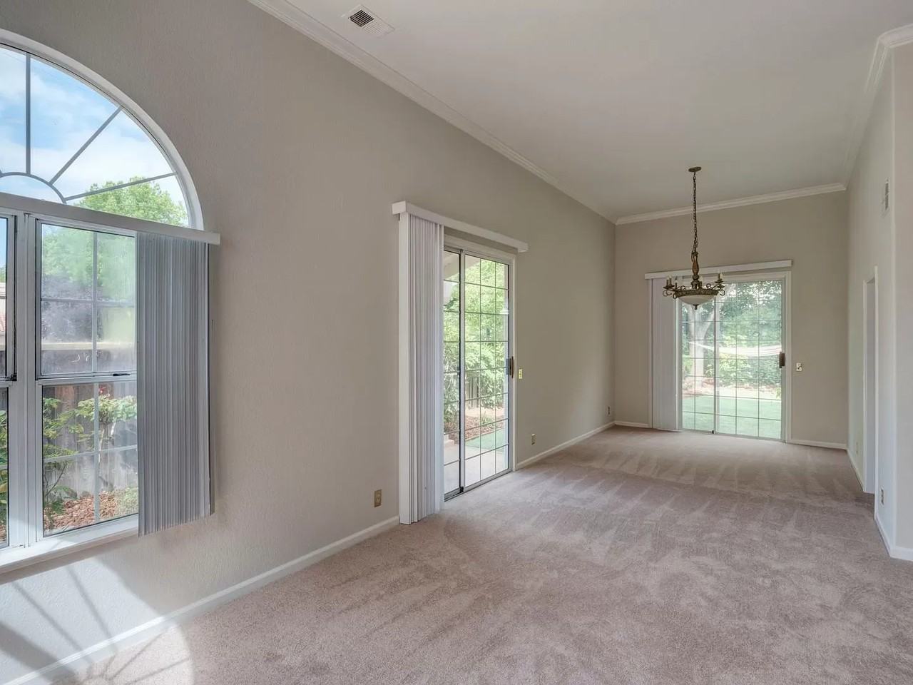 1299 Cuernavaca Circulo - Photo 7 of 32