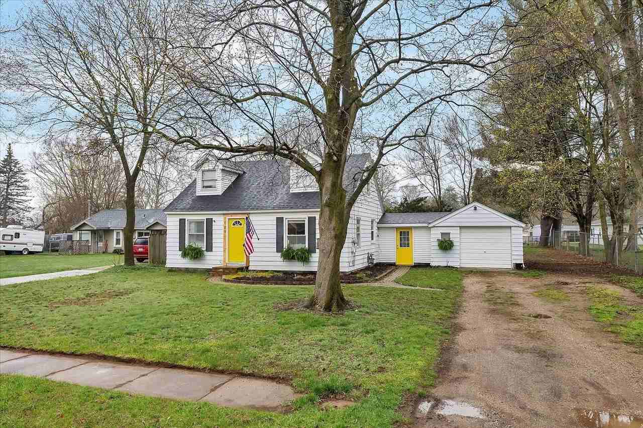 129 Kenton St Se - Photo 2 of 22