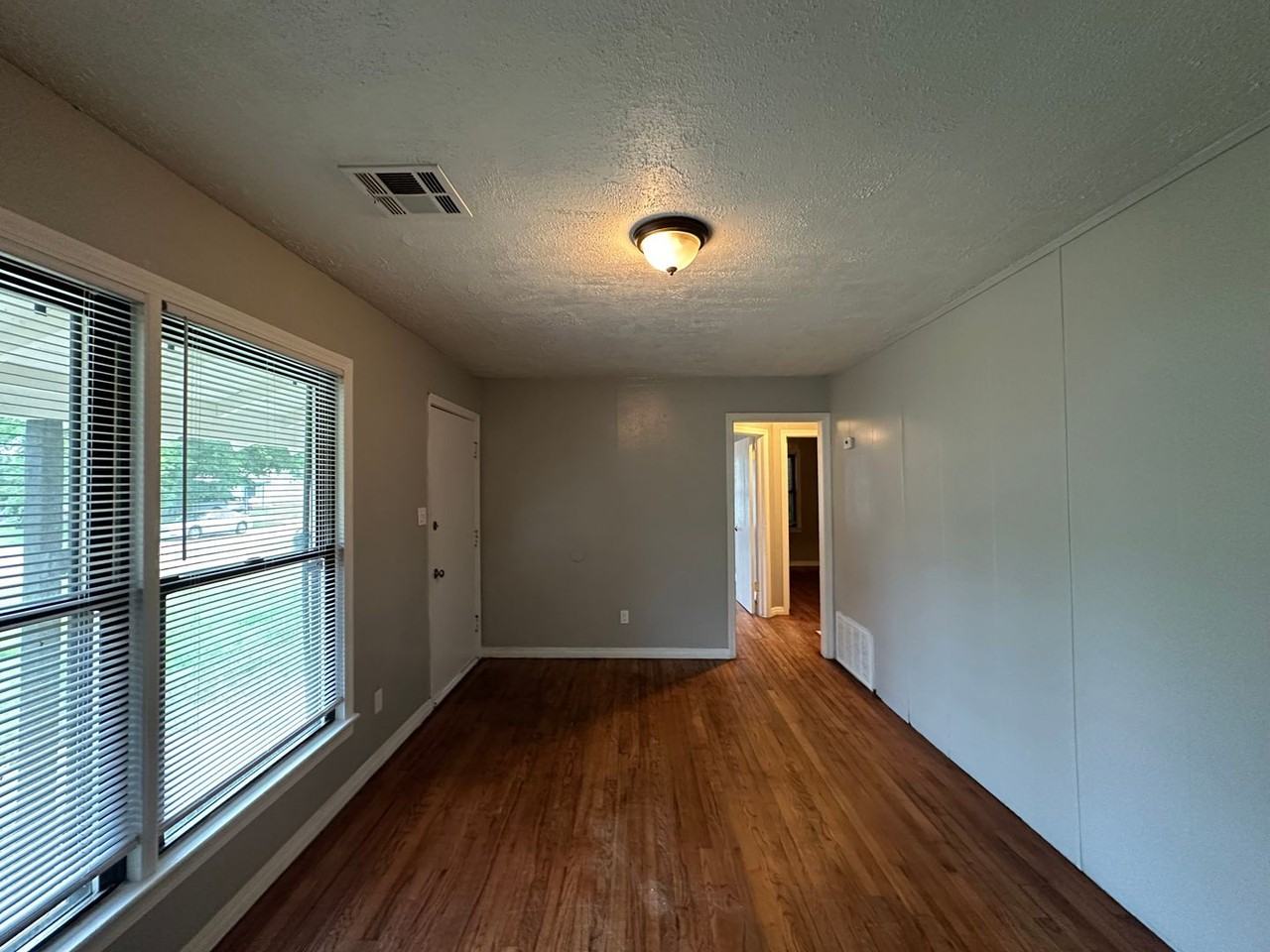 3409 Willow Creek Dr - Photo 6 of 26