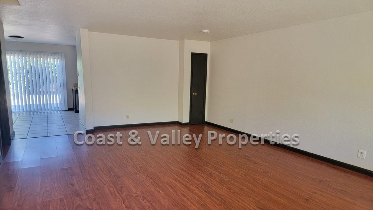 109 San Juan Grade Road, Salinas, CA 93906 - Photo 2 of 7