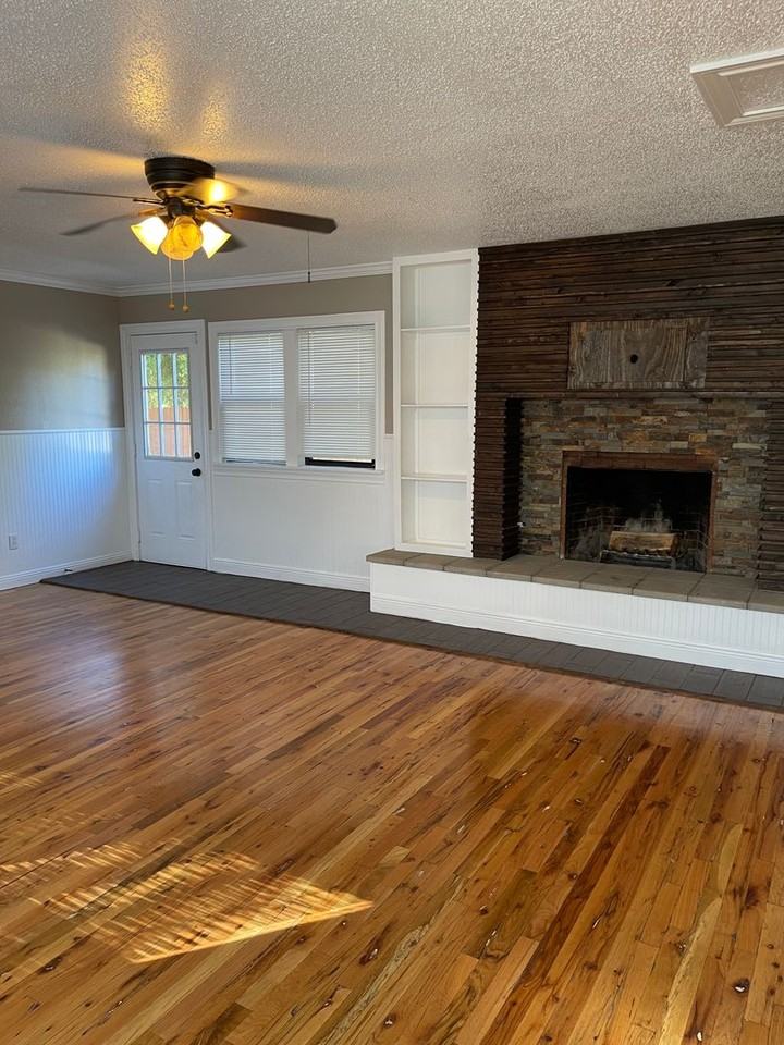 4010 44th St - Photo 5 of 14